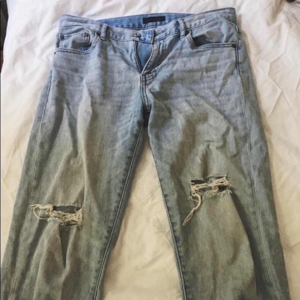 UNIQLO Boyfriend Distressed Jeans